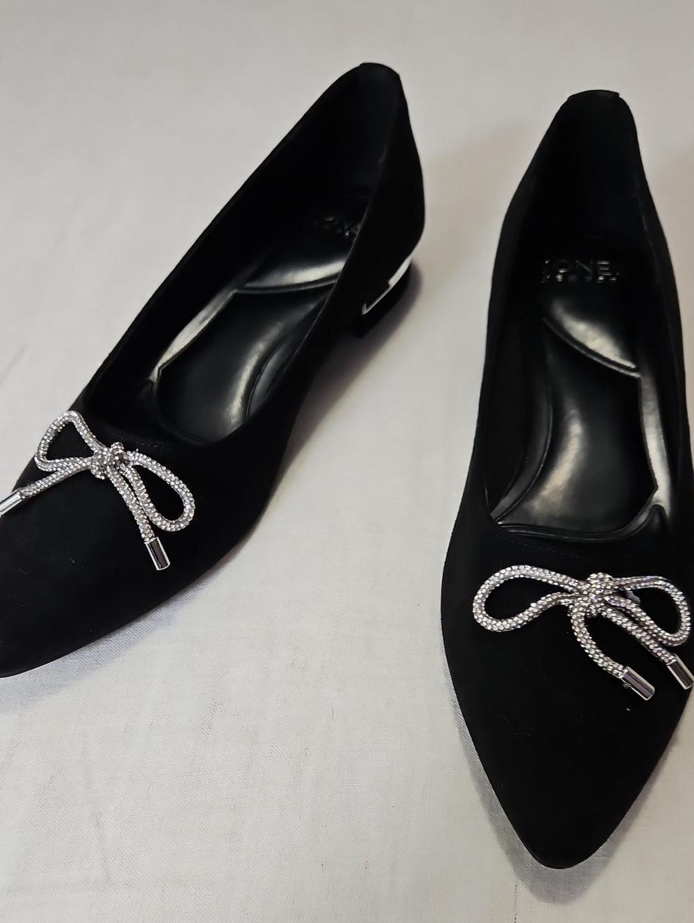 Jones New York Black Pointed Toe Dressy Flats with Crystal Bow Trim Size 9.5 M